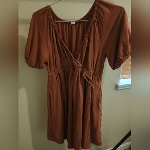 Old Navy Maternity and Nursing Dress